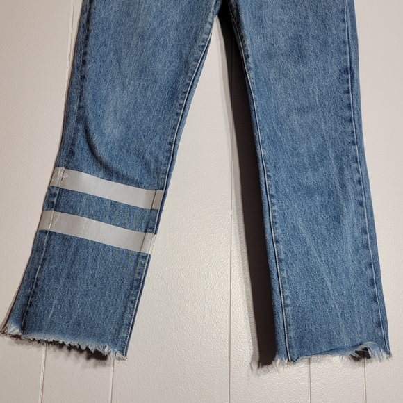4 for $20 Carmar High Waist Cropped Raw Hem Reflective Strip Jeans Size 26 - Picture 2 of 8